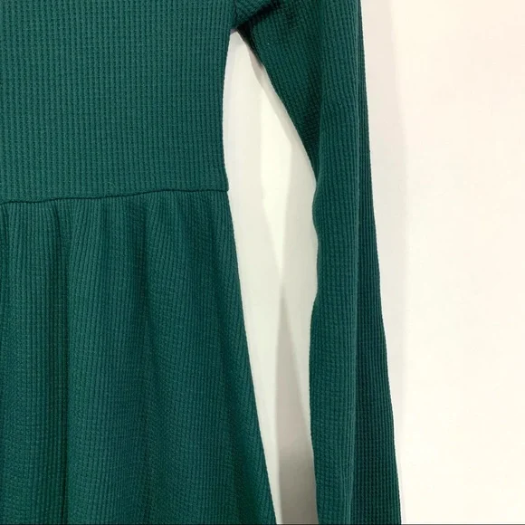 Wild Fable Women's Green Waffle Knit Long Sleeve Dress NWT - Picture 4 of 7
